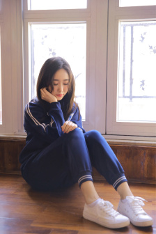 b型女